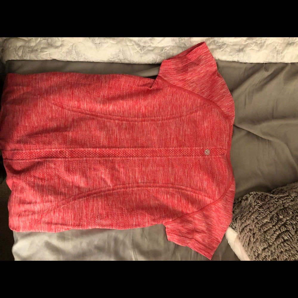 Lululemon shirt